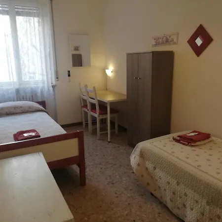 Apartamento Re Lear - 4 Bedrooms Verona