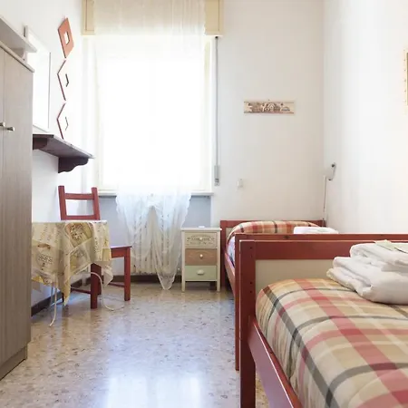 Appartement Re Lear - 4 Bedrooms Verona