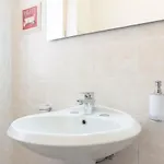 Re Lear - 4 Bedrooms *