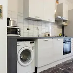 Appartement Re Lear - 4 Bedrooms *